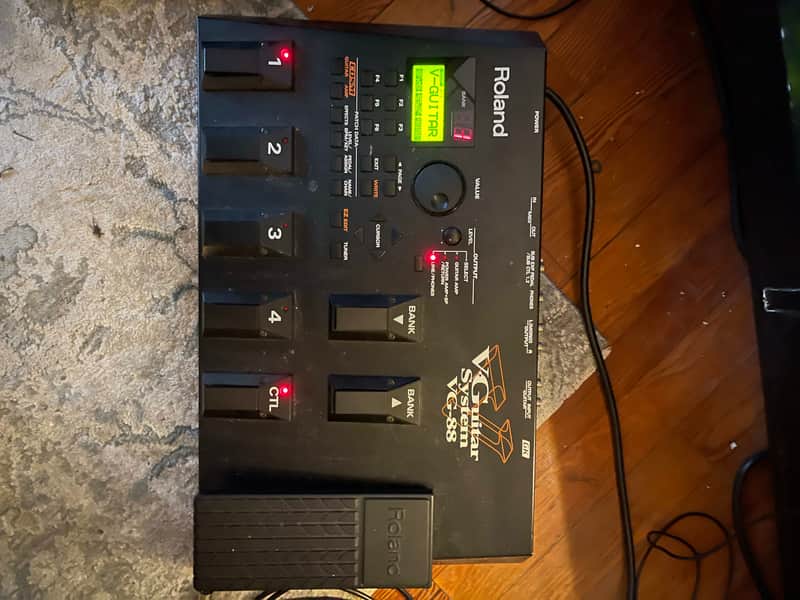 Roland VG-88 2000s & GK 3 MIDI pickup - Black image 1
