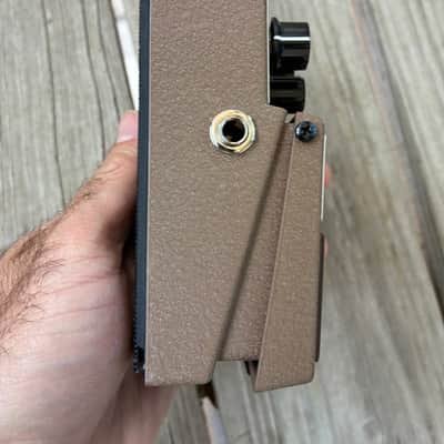 Boss FRV-1 '63 Fender Reverb 2009 - Present - Brown electric guitar effect pedal spring image 10