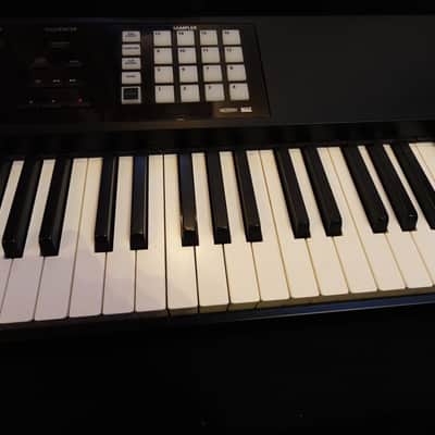 Roland FA-08 88-Key Workstation Keyboard - Black image 6