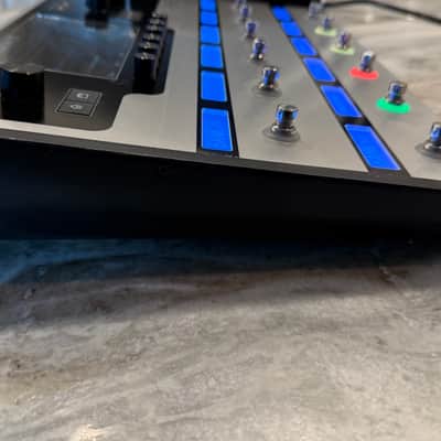 Line 6 Helix Floor Platinum Limited Edition Guitar Multi-Effects Processor Firmware 3.80 image 15