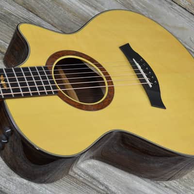 2004 Taylor 712ce-LTD-L30 - Natural image 3