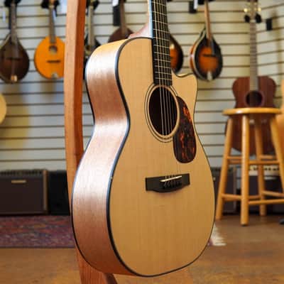 Furch Vintage Pure SM Sitka Spruce/Mahogany Orchestra Model Cutaway Acoustic Guitar w/Padded Gig Bag image 2