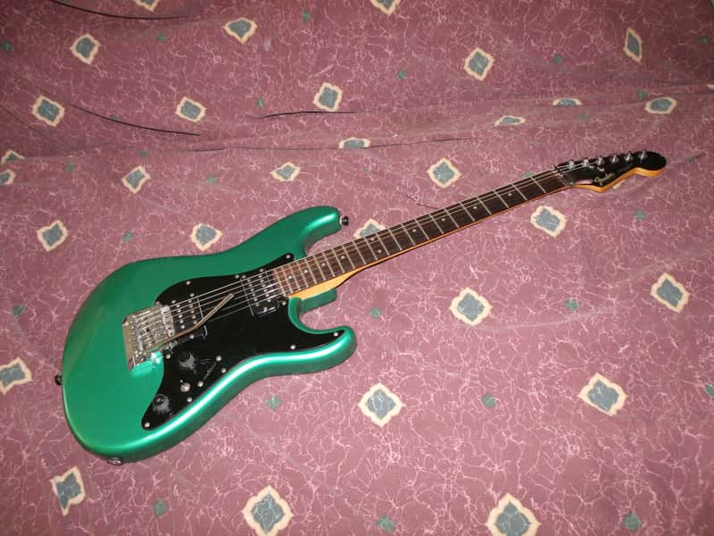 1985 Fender Contemporary Deluxe Stratocaster Exc image 1