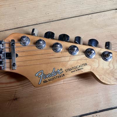 2005 Fender Stratocaster Floyd Rose Electric Guitar Mexico HSS 60th Anniversary image 7