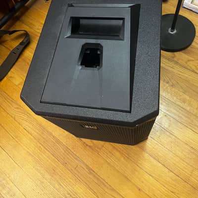 Electro-Voice Evolve 30M Portable Powered Column Loudspeaker System image 2