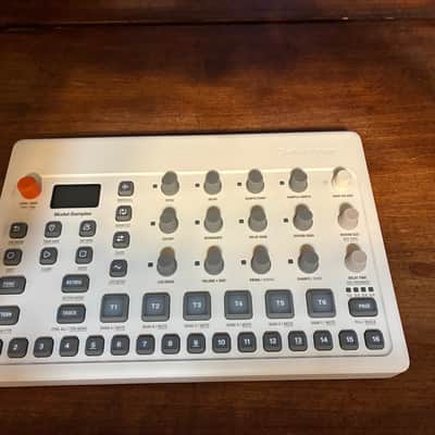 Elektron Model:Samples 2019 - 2020 - White
