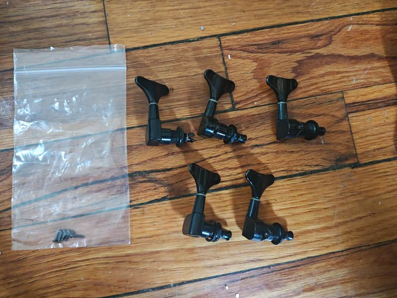 Ibanez SR885 1998 tuning pegs image 1
