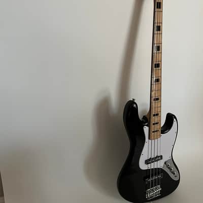 Austin AJB300BK Bass Electric Guitar 4 String Righthand Double Cut-A-Way AJB300BK Vintage Bass Black Solid Body image 2