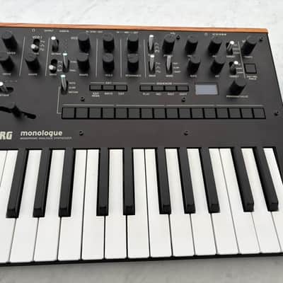 Korg Monologue Monophonic Analog Synthesizer 2016 - Present - Black