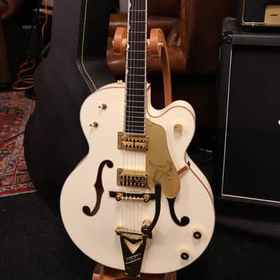 Gretsch G6136T-59 Vintage Select Edition '59 White Falcon image 1