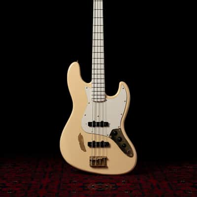 🇯🇵 1990 Fender Order Made JB75 Jazz Bass, Gold Hardware, Fully Painted, FujiGen image 2