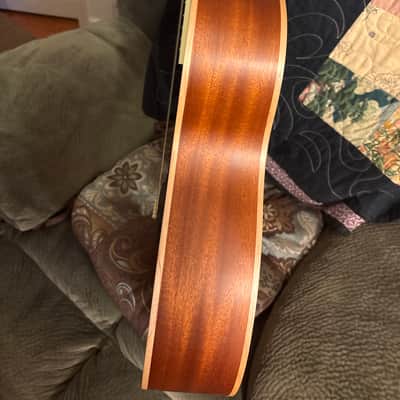 Larrivee OM-02 2013 - Mahogany image 6