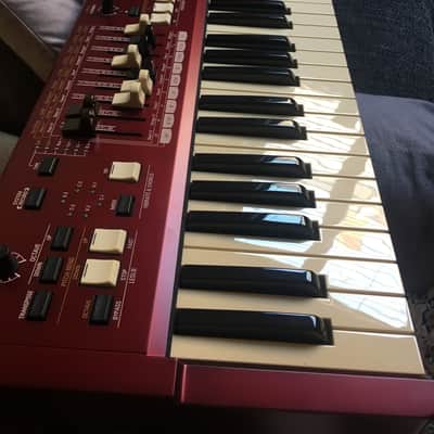 Hammond M-solo 49-Key Organ 2024 - Present - Matte Burgundy image 3