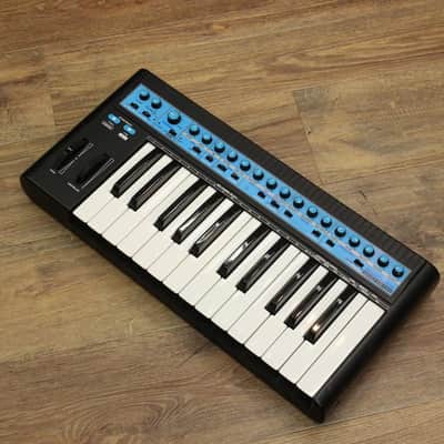 Novation Bass Station [8183] [12/02]