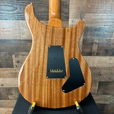 PRS Wood Library Custom 24 Left Handed Quilted Maple 10-Top Natural Finish Ziricote Fingerboard Paisley PRS Hardcase 598 image 2
