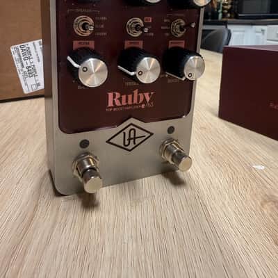 Universal Audio Ruby ’63 Top Boost Amplifier 2022 - Present - Ruby / Silver image 2