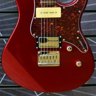 Yamaha Pacifica 311H Red Metallic Electric Guitar image 6