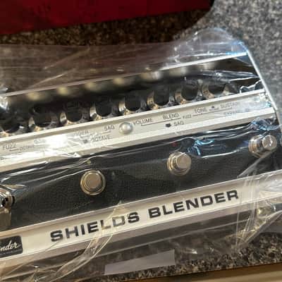 Rare (with USB) Fender Shields Blender Limited #16/100 image 21