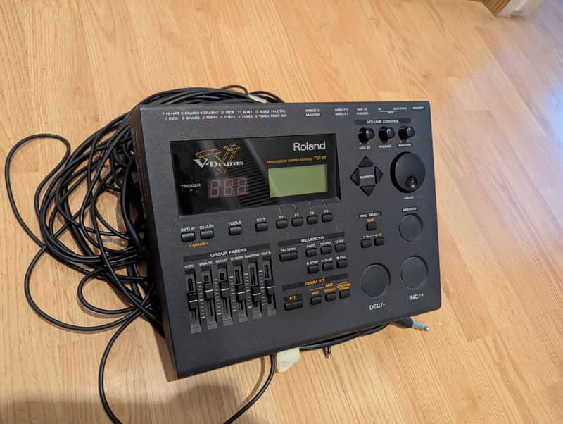 Roland TD-10 Drum Sound Module 1997 - 2000 - Gray image 1