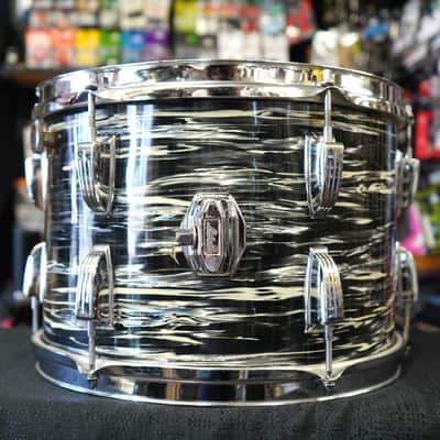 Vintage 1969 Ludwig USA 13" Maple Tom - Black Oyster Pearl + Keystone Badge | 9x13" image 2