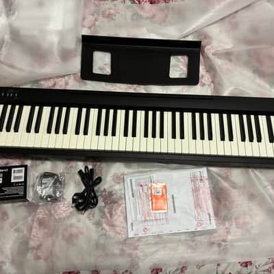 Roland FP-10 88-Key Digital Portable Piano 2019 - 2021 - Black