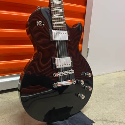 Gibson Les Paul Studio Deluxe 2011 - High Gloss Ebony & Chrome w/ Case image 2