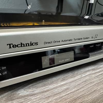 Technics SL J2 linear tracking turntable in very good condition, serviced - 1980's image 3