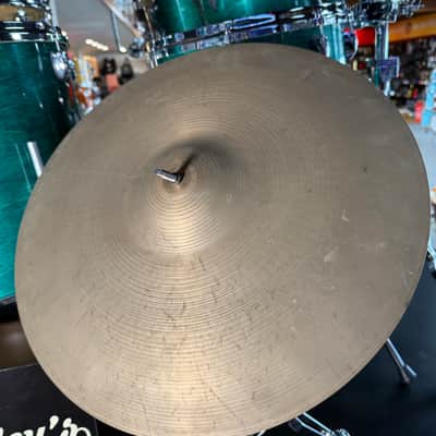 Vintage Zildjian A 18" Cymbal - 1438g (Bg5) image 2