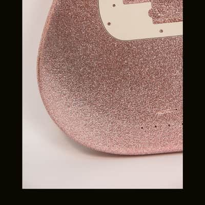 Guitar Mill P-Style Bass Body / Alder / 5 lbs. 4 oz. / Nitrocellulose 'Pink Champagne Flake'/ Closet Clean (#GIN-4117) image 5