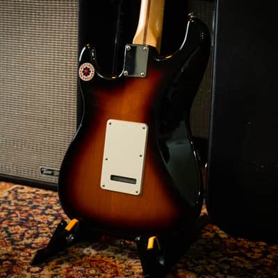 Fender Standard Stratocaster – Brown Sunburst – Maple Fingerboard – Very Good Condition image 8