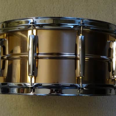 Pearl 6.5x14 Sensitone Phosphor Bronze snare drum image 6