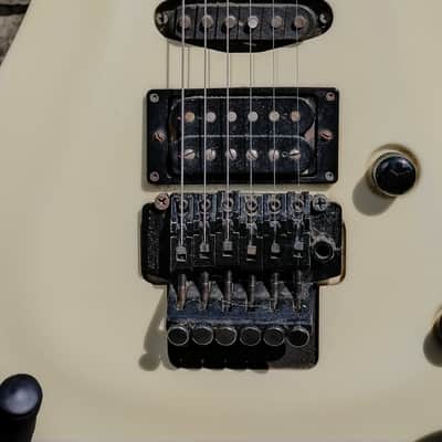 Washburn KC-90 Chicago Series image 5