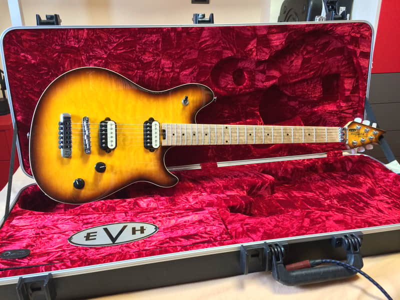 evh wolfgang tobacco burst USA Sunburst 2009  Chicago Music Exchange consuming roar of high Peavey Wolfgang Special 2002- Tobacco