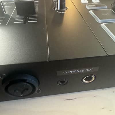 Traktor Kontrol S3 DJ Controller from Native Instruments image 2