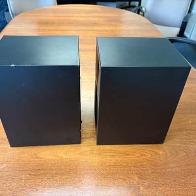 Genelec 1030A 6.5" Powered Nearfield Studio Monitor (Pair) 1994 - 2005 - Black image 2