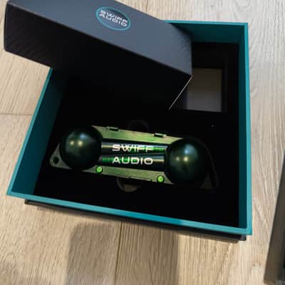 Swiff Audio WT09a 2.4GHz Digital Guitar Wireless System - Mint / Open Box image 4