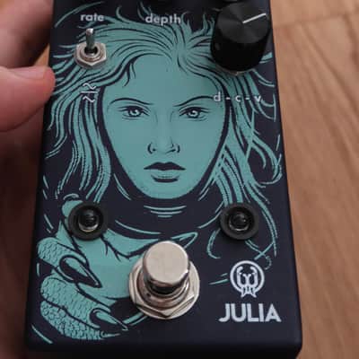 Walrus Audio Julia Chorus / Vibrato V2 2026 - Present - Black image 2