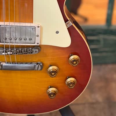 Gibson 1959 Les Paul Standard Reissue Ultra Light Aged Sunrise Teaburst w/ OHSC image 9