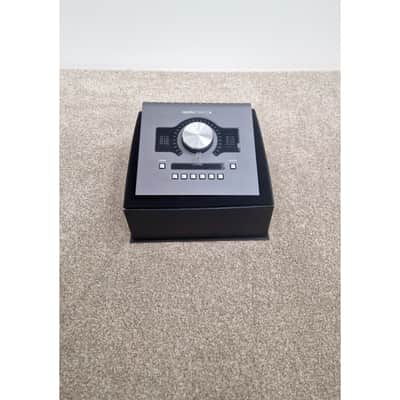 Appolo Twin X - Audio Interface - Silver - Like New w/ Original Box & Power Supply image 2