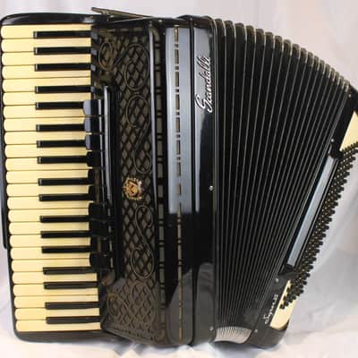 6599 - Black Scandalli Super VI 4S Vintage 1960s Piano Accordion