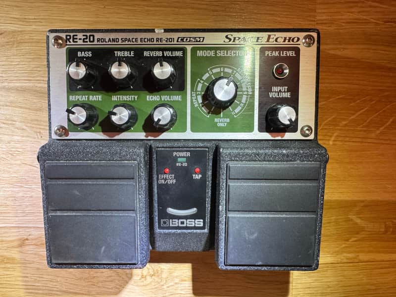 Boss RE-20 Space Echo