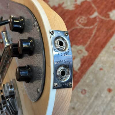 2021 Rickenbacker 4003 Bass - Maple Glo (Unfinished Fingerboard Model) image 8