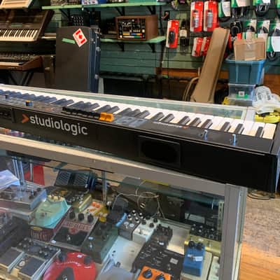 Studiologic Numa Compact 2x 88-Key Semi-Weighted Piano 2018 - Black image 7