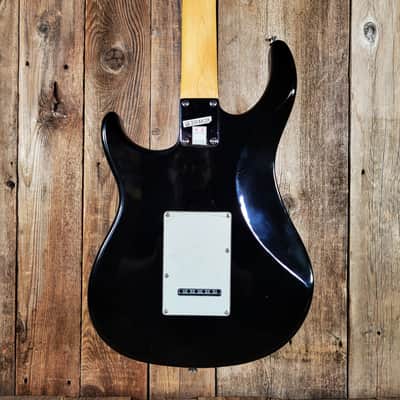 Peavey Raptor Plus HSS w/ Gig Bag - Black image 3
