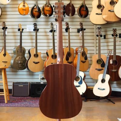 Martin 000 Jr-E All-Sapele Acoustic-electric Guitar w/Padded Gig Bag image 6
