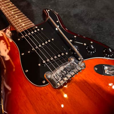 G&L Tribute Series S-500 with Rosewood Fretboard 2010 - 2017 - Tobacco Sunburst image 4