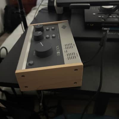 Universal Audio Volt 276 USB-C Audio Interface 2021 - Present - Tan / Gray image 3
