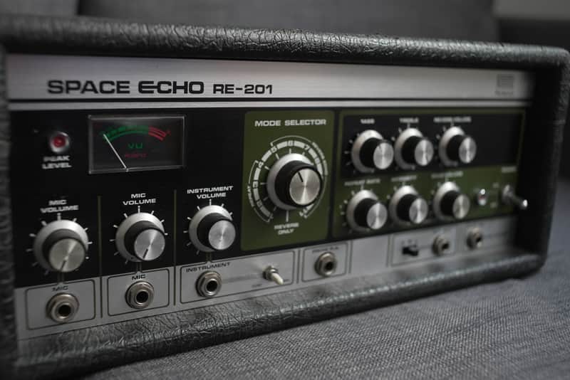 Roland RE-201 Space Echo Tape Delay / Reverb | Reverb Greece