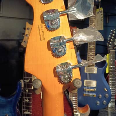 Fender American Ultra II Jazz Bass with Ebony Fretboard 2024 - Present - Texas Tea image 7