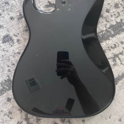 Squier Stratocaster Body 2022 - Black image 2